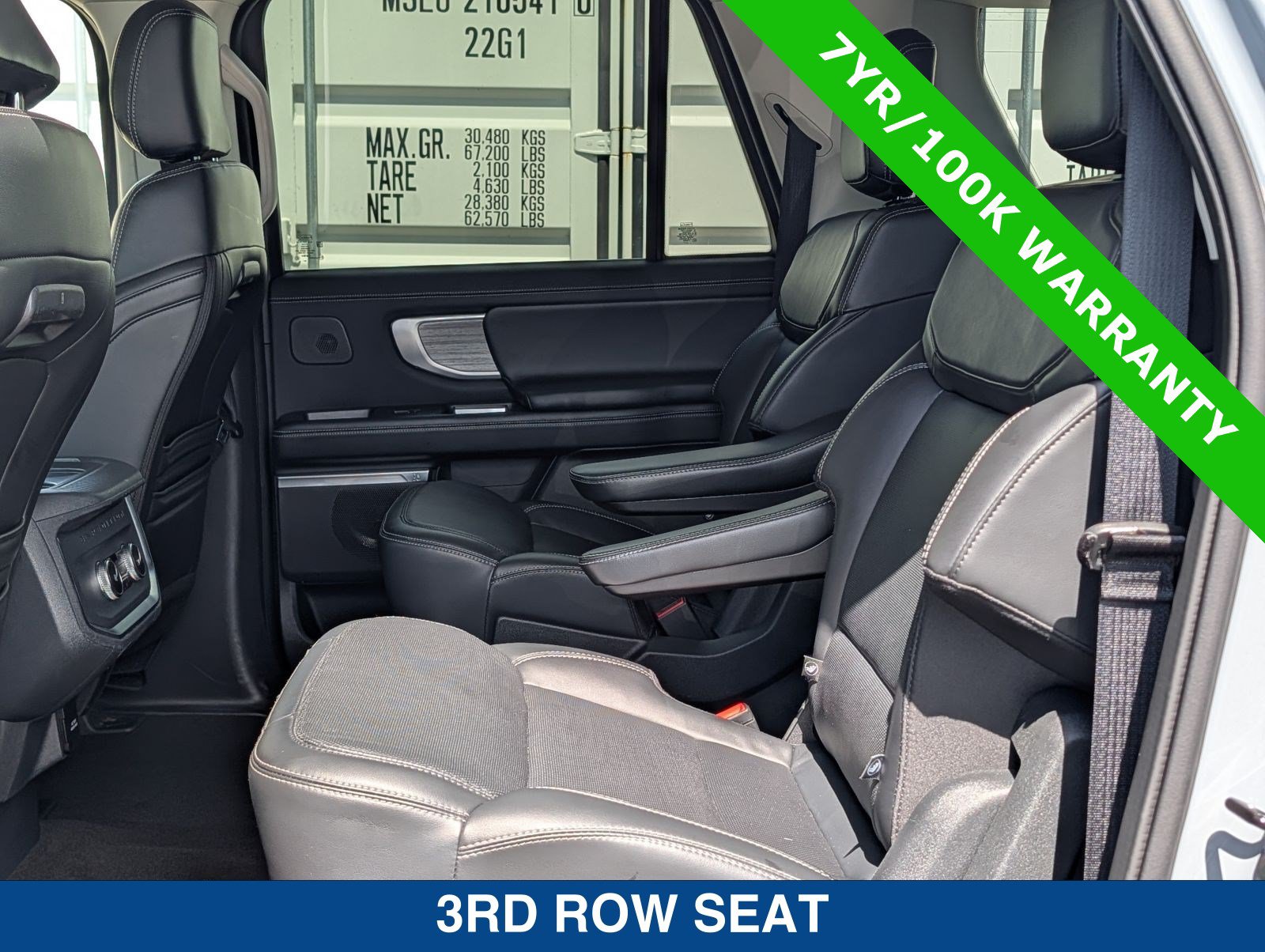 Certified 2025 Ford Expedition Max Platinum w/ Driver's Package AWD/4WD image 16