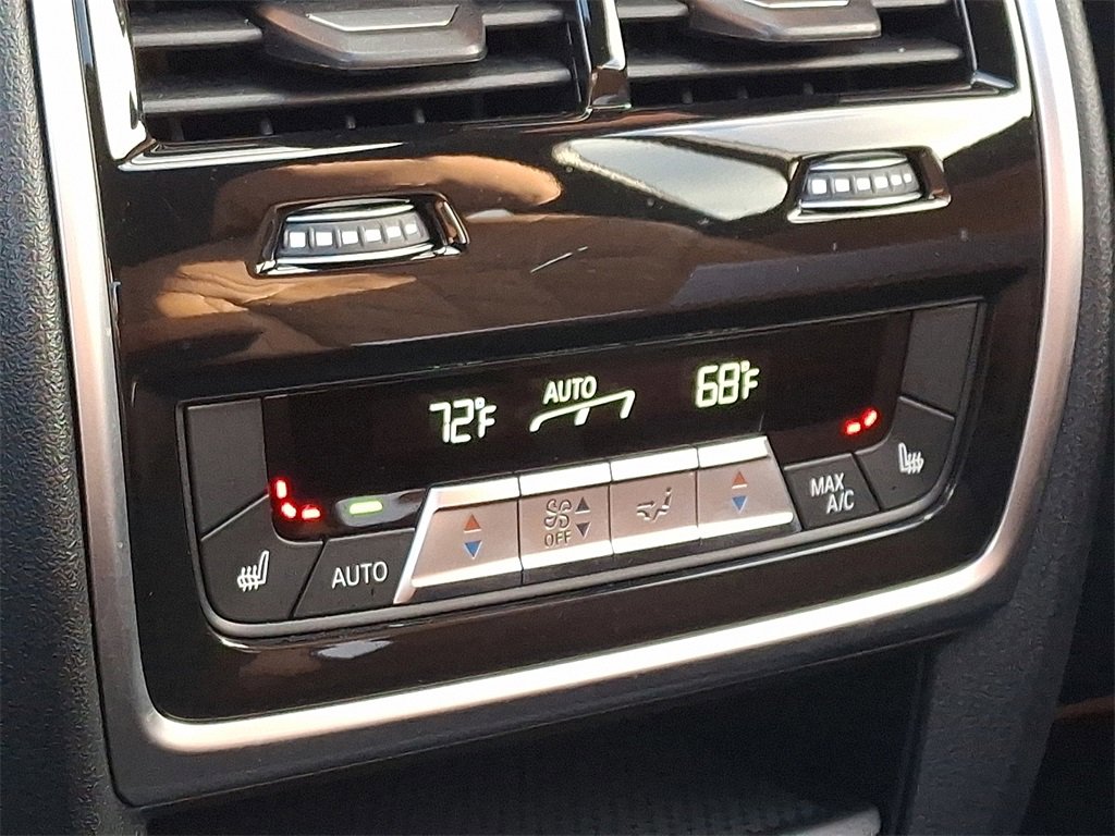 Certified 2024 BMW X7 xDrive40i w/ Executive Package image 14