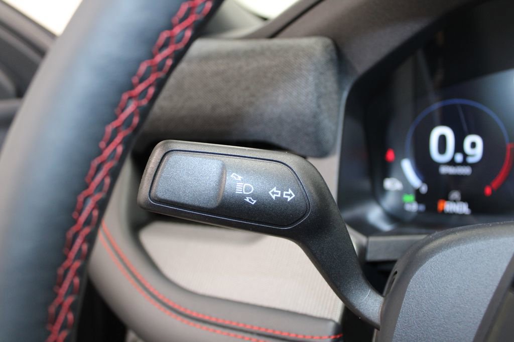 New 2026 Ford Explorer ST-Line w/ ST-Line Street Pack image 37