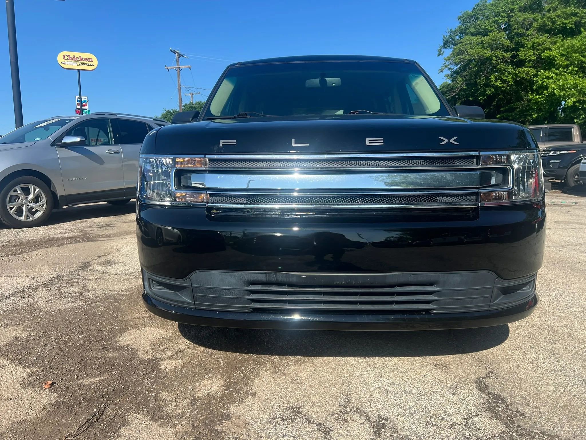 Used 2018 Ford Flex SE FWD image 3