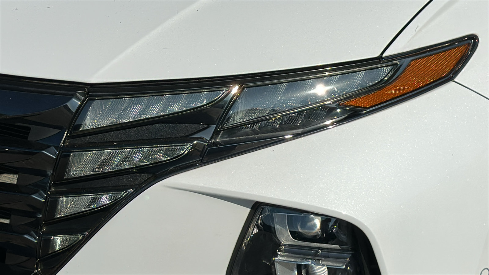 Used 2024 Hyundai Tucson Limited AWD/4WD image 4