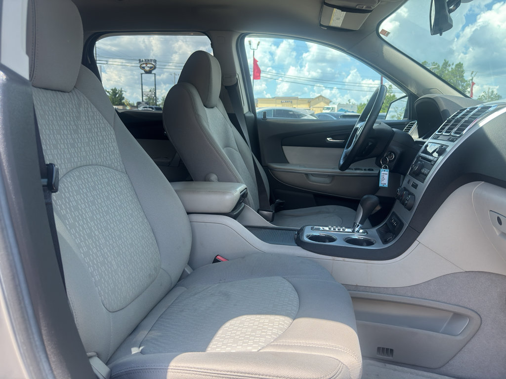 Used 2011 GMC Acadia SL w/ Preferred Package FWD image 15