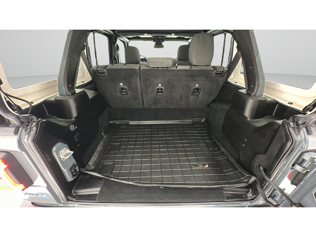 Used 2024 Jeep Wrangler Unlimited AWD/4WD image 23