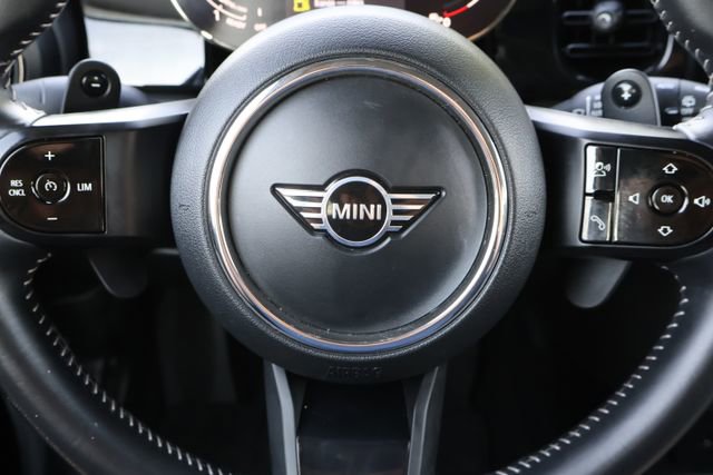 Used 2022 MINI Cooper S image 30