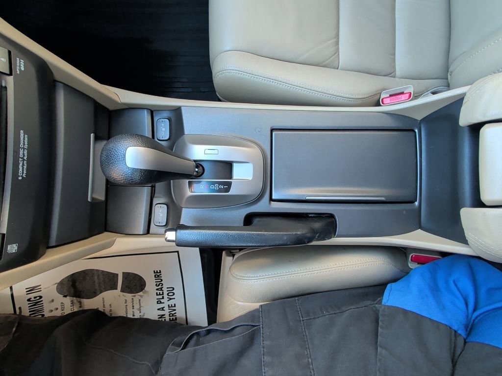 Used 2012 Honda Accord EX-L image 21