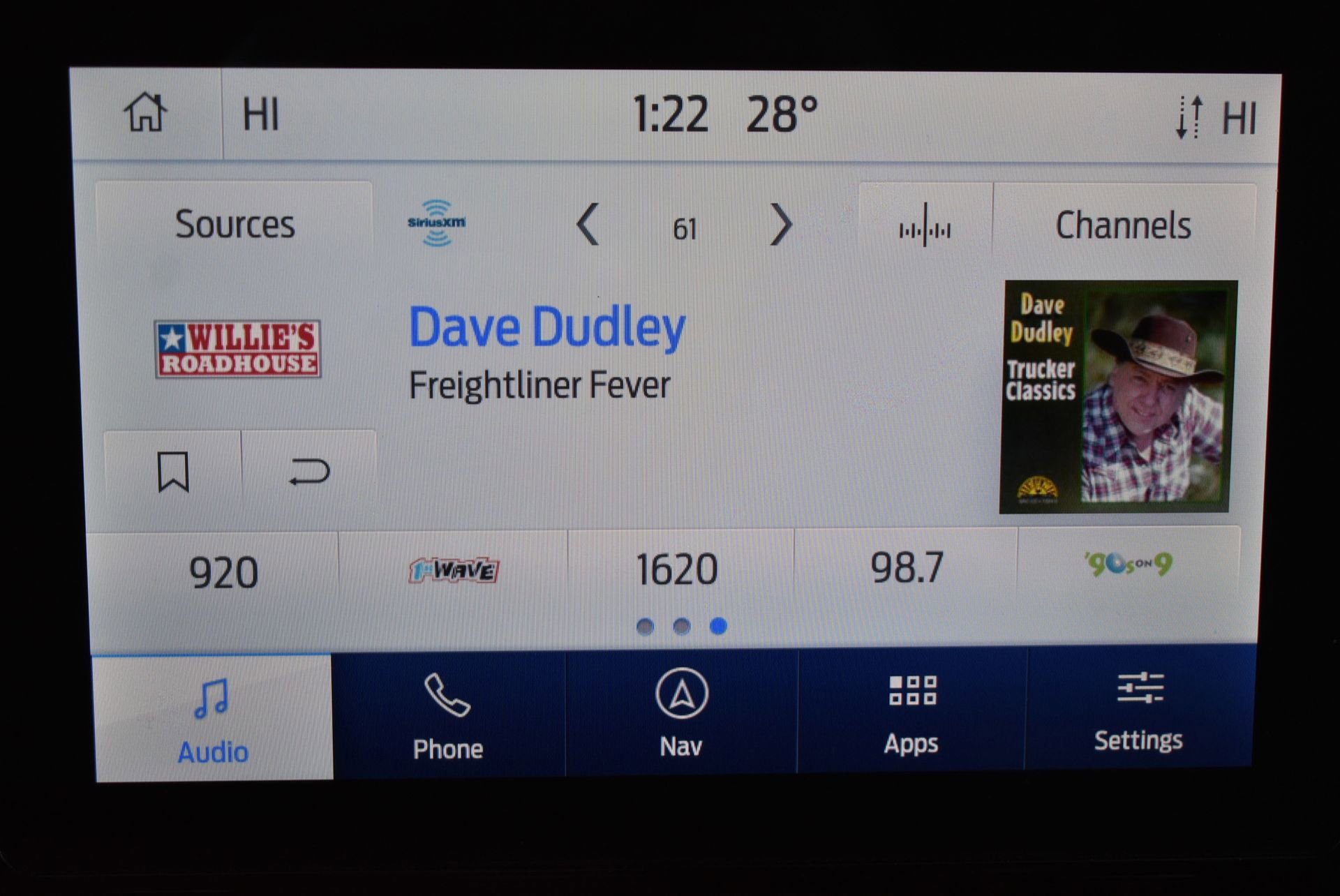 Used 2024 Ford Explorer Limited image 31