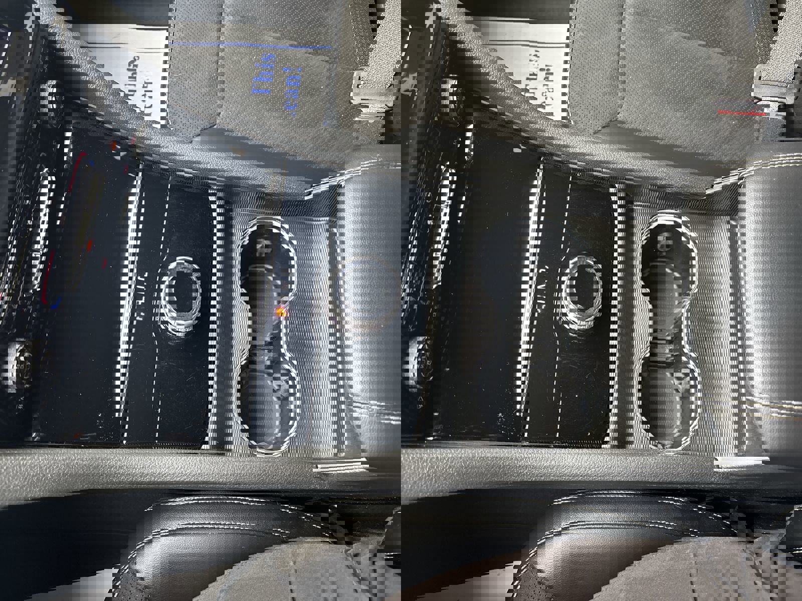 Used 2024 Jeep Grand Cherokee Altitude image 23