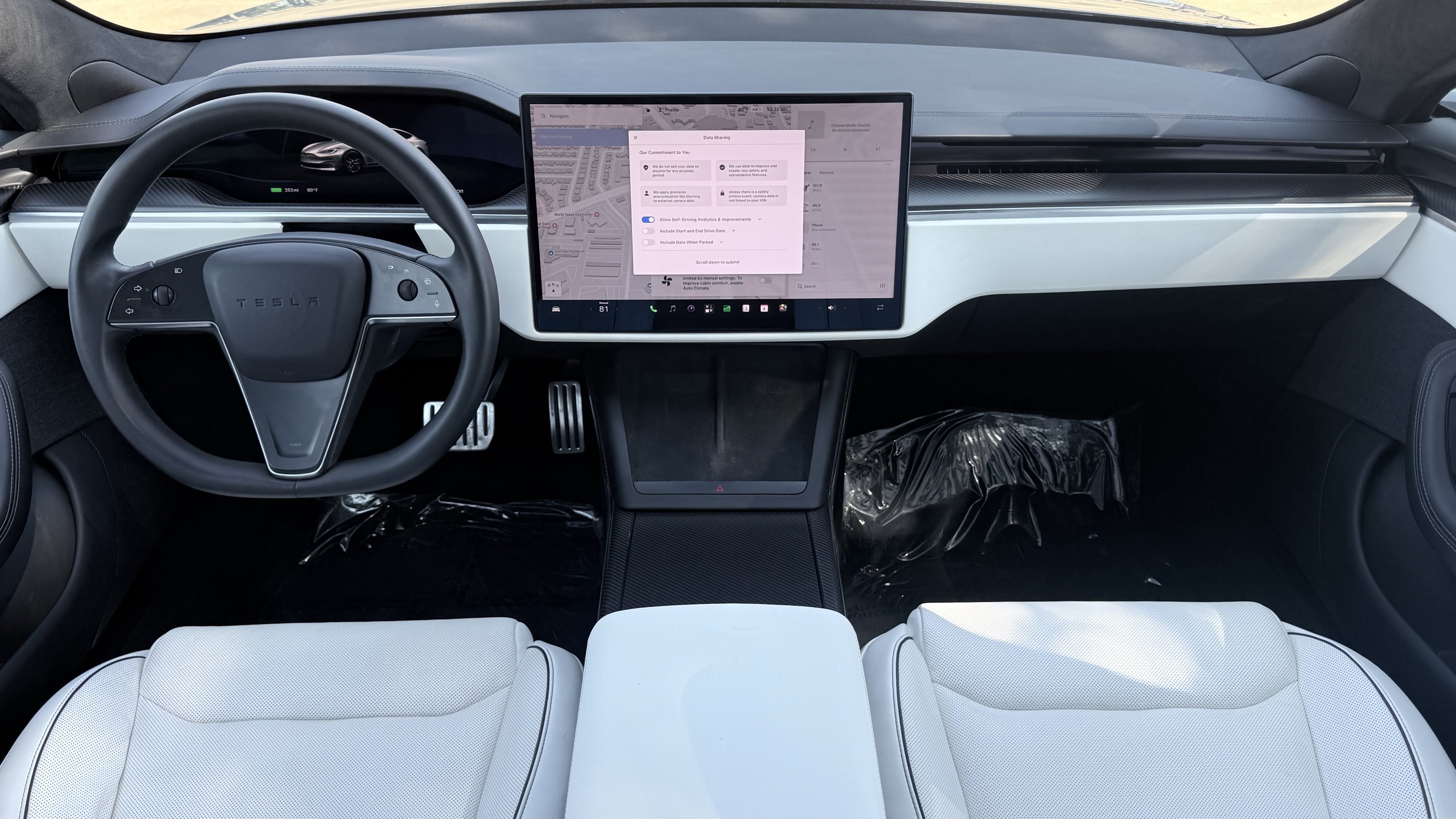 Used 2024 Tesla Model S Plaid AWD/4WD image 3
