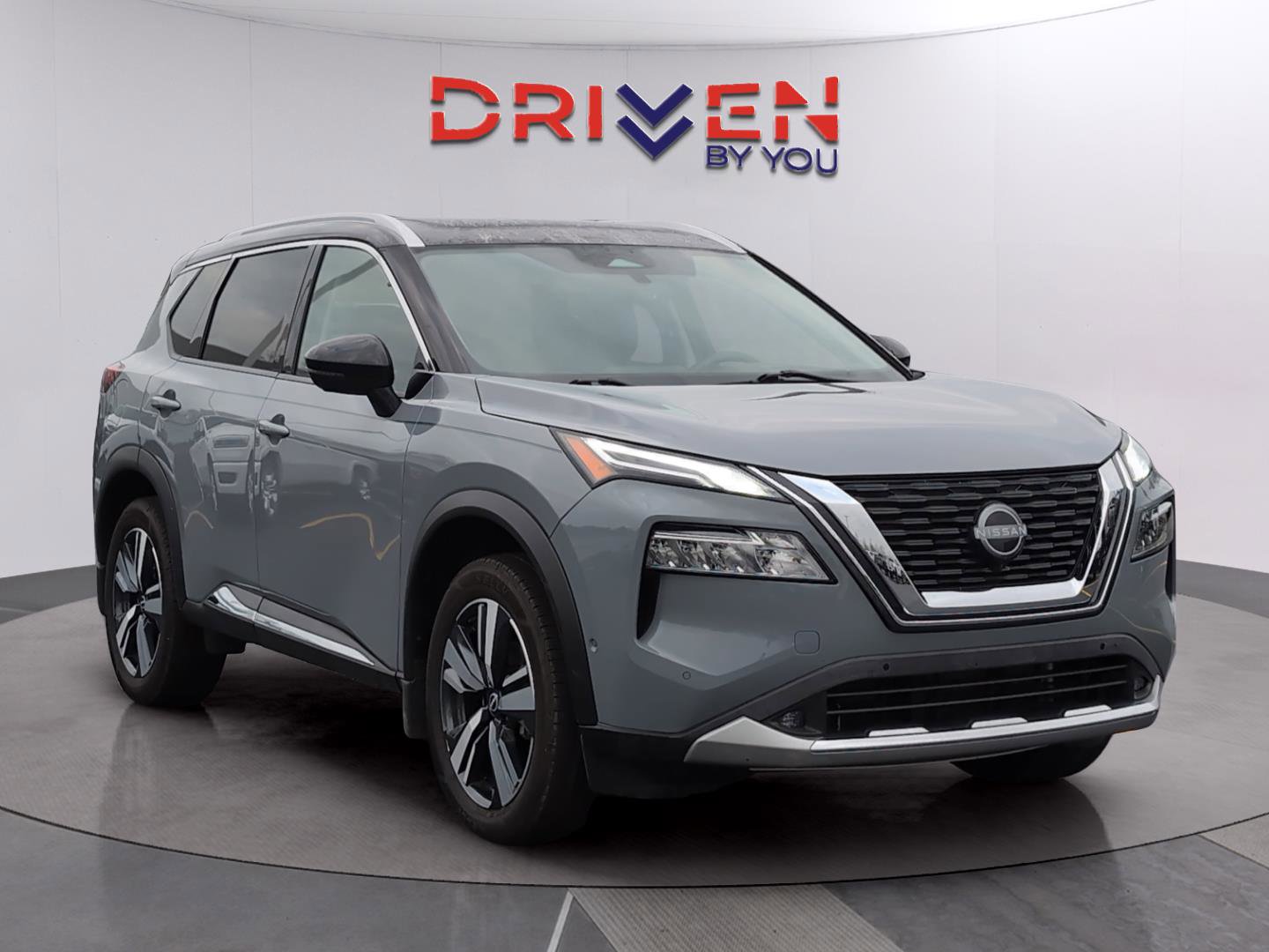 Used 2022 Nissan Rogue Platinum w/ Head-Up Display Package image 7