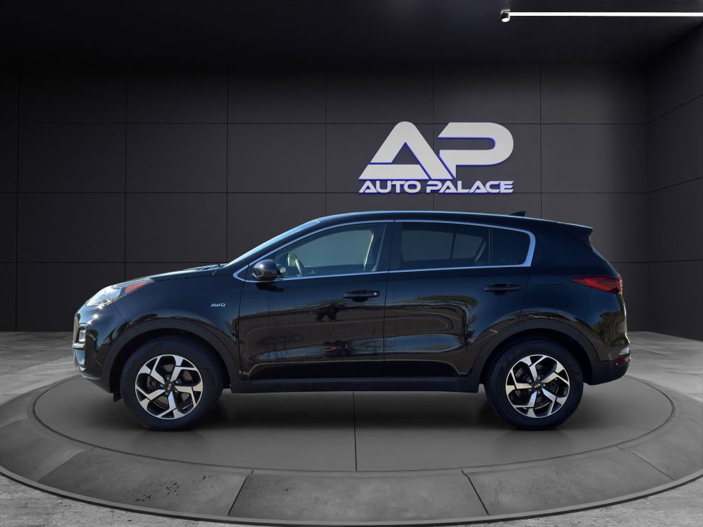 Used 2022 Kia Sportage LX image 7