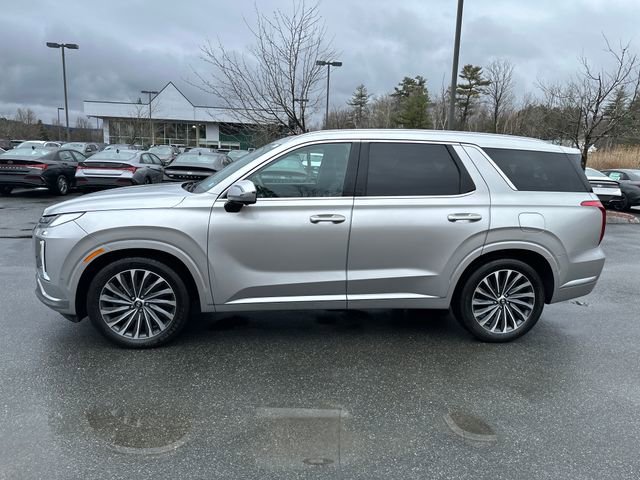 Used 2024 Hyundai Palisade Calligraphy image 2