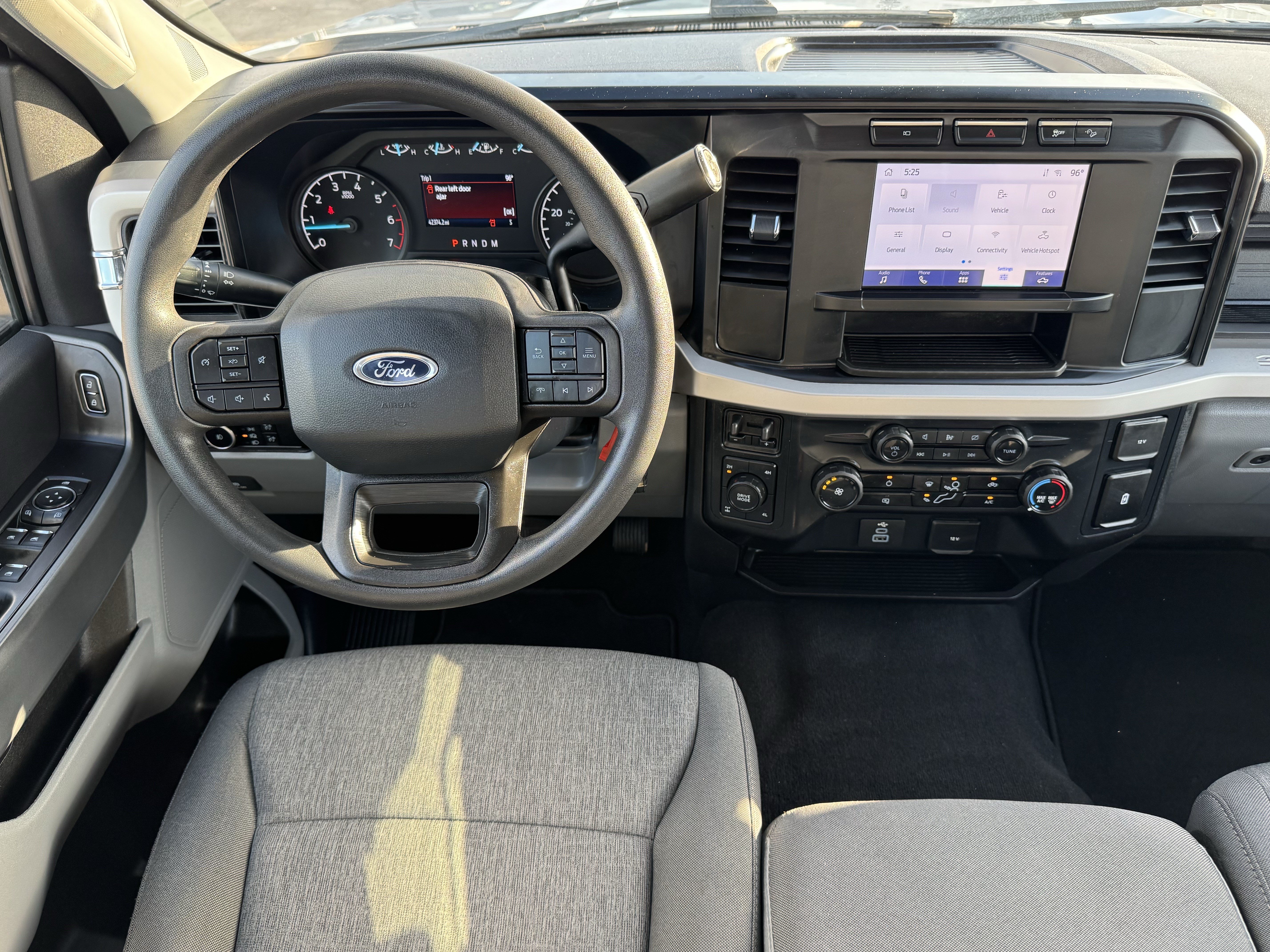 Used 2024 Ford F250 XL w/ STX Appearance Package AWD/4WD image 22
