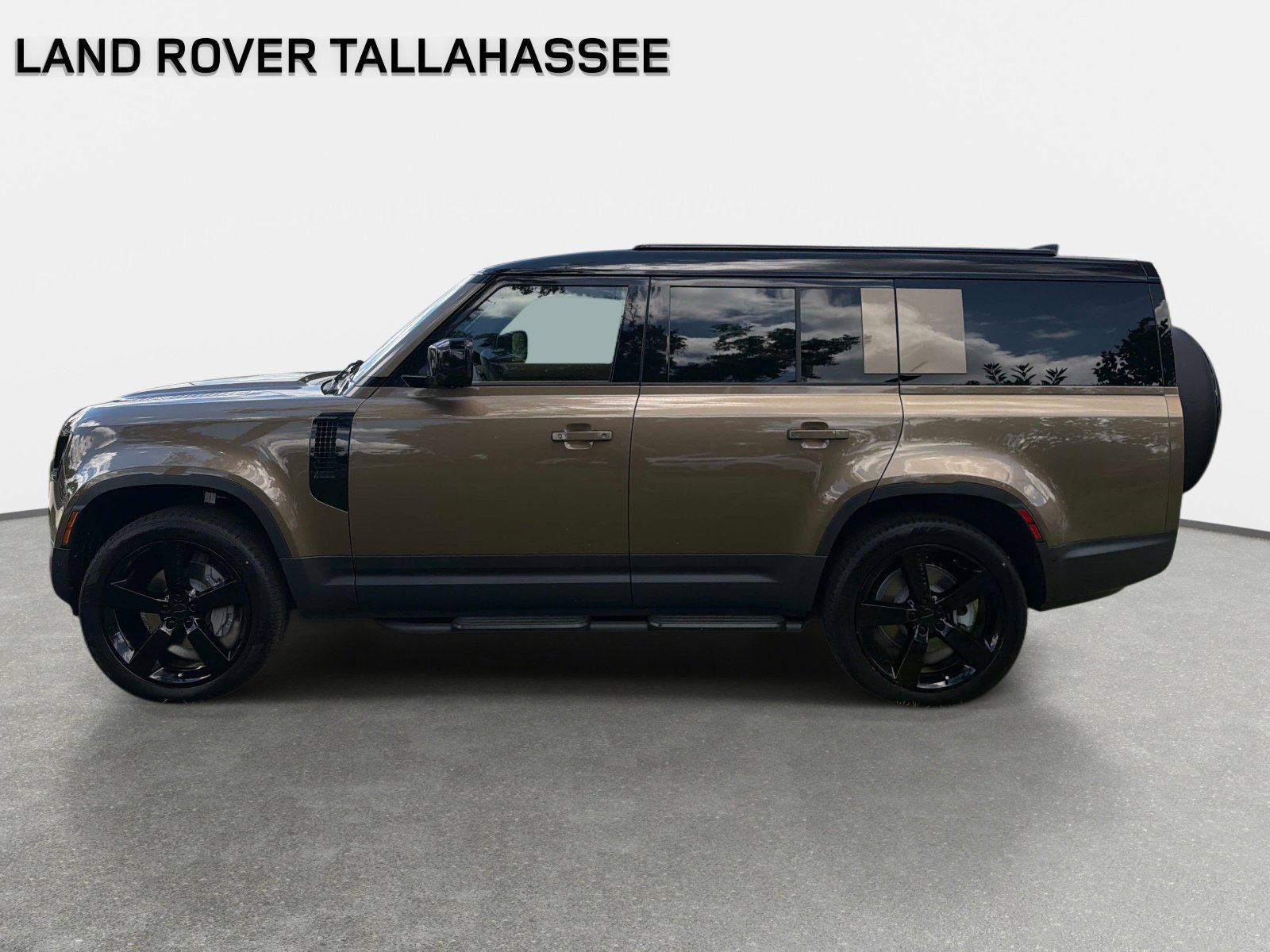 New 2026 Land Rover Defender 130 S AWD/4WD image 8