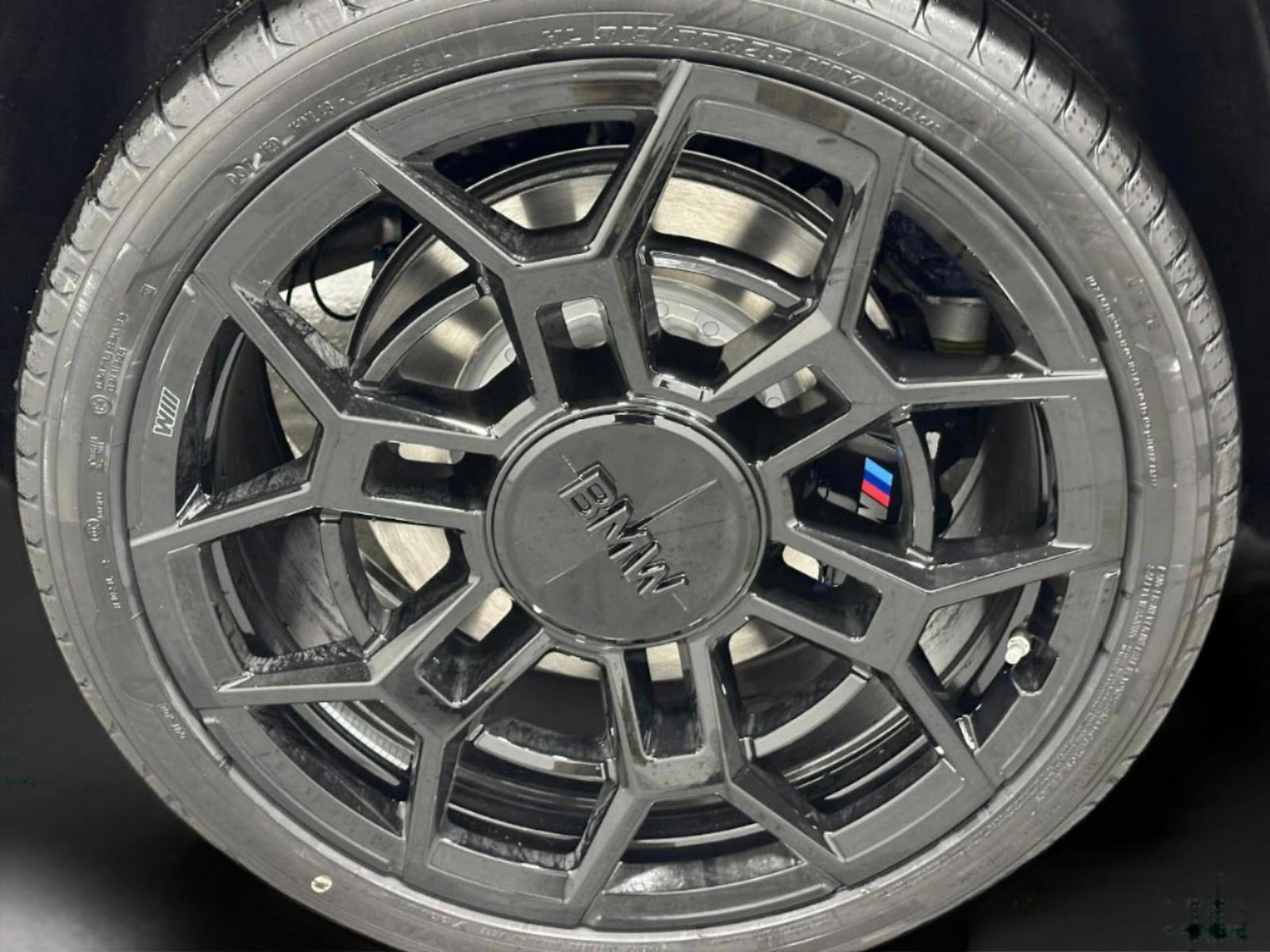 New 2026 BMW XM Label Red image 11