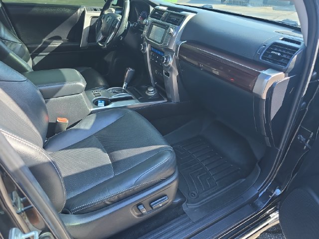 Used 2015 Toyota 4Runner Limited w/ Convenience Package AWD/4WD image 13