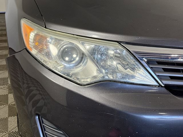 Used 2014 Toyota Camry L image 3