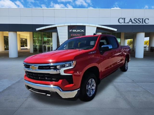 Used 2025 Chevrolet Silverado 1500 LT RWD image 3