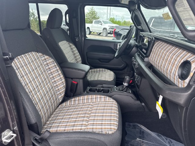 New 2026 Jeep Wrangler Unlimited Sport AWD/4WD image 36