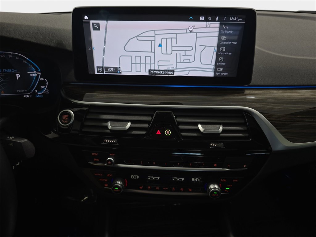 Certified 2023 BMW 530e w/ Premium Package image 17
