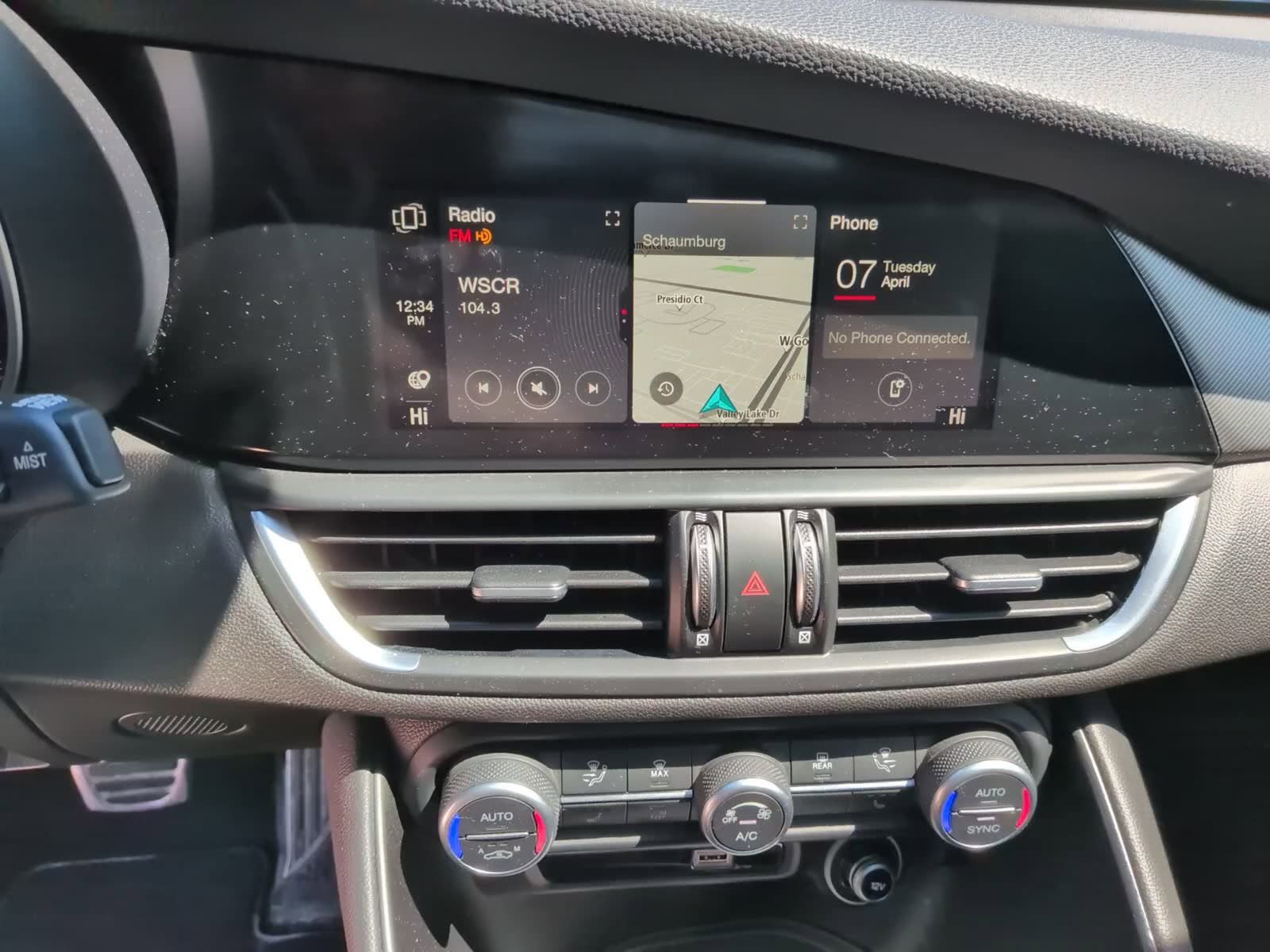 Used 2024 Alfa Romeo Giulia Veloce image 29