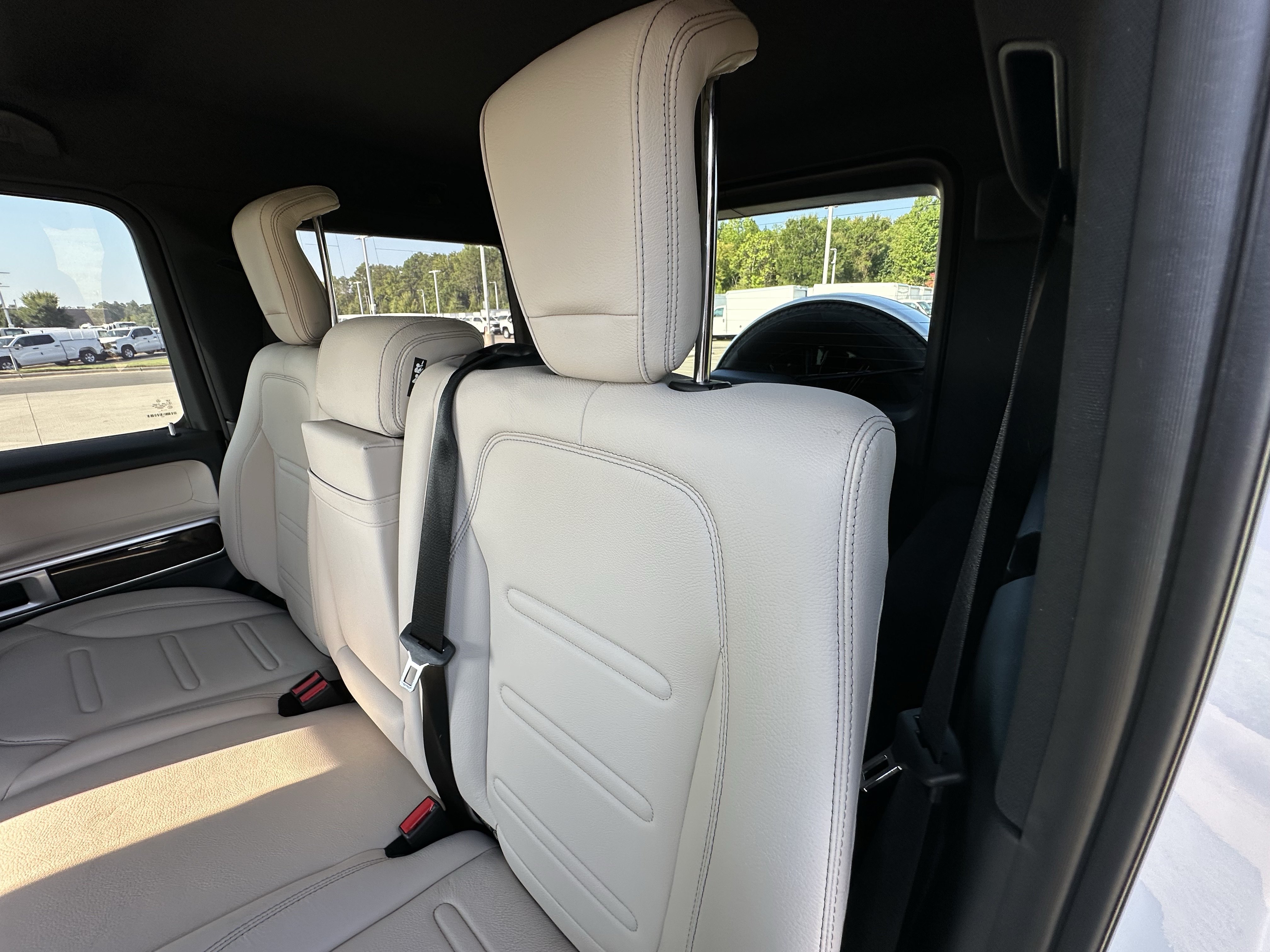 Used 2022 Mercedes-Benz G 550 image 26