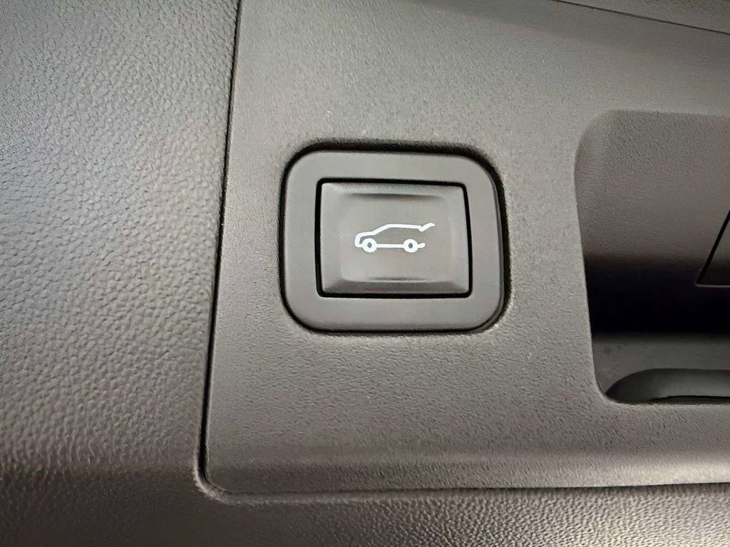 Used 2019 Cadillac XT5 Luxury w/ Trailering Package AWD/4WD image 10