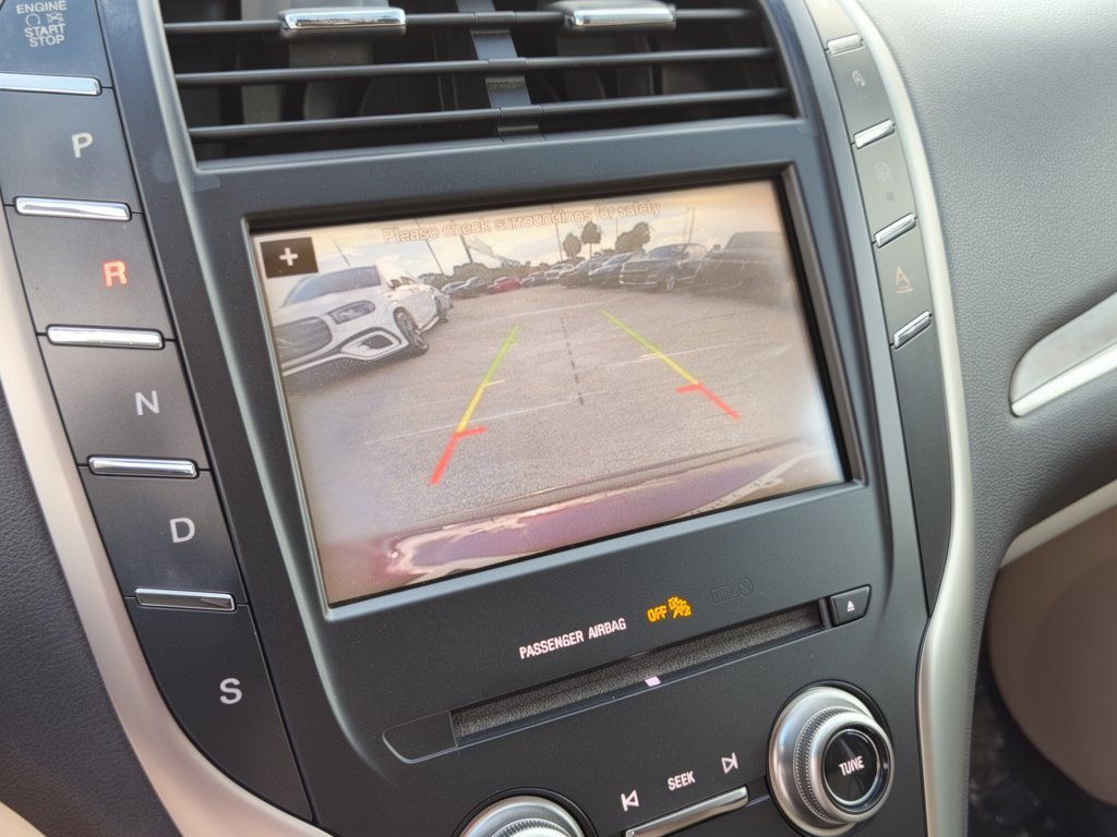 Used 2017 Lincoln MKC Reserve FWD image 24