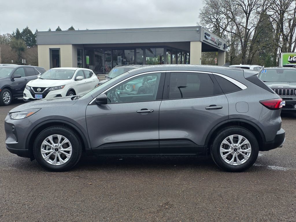 Used 2023 Ford Escape Active image 27