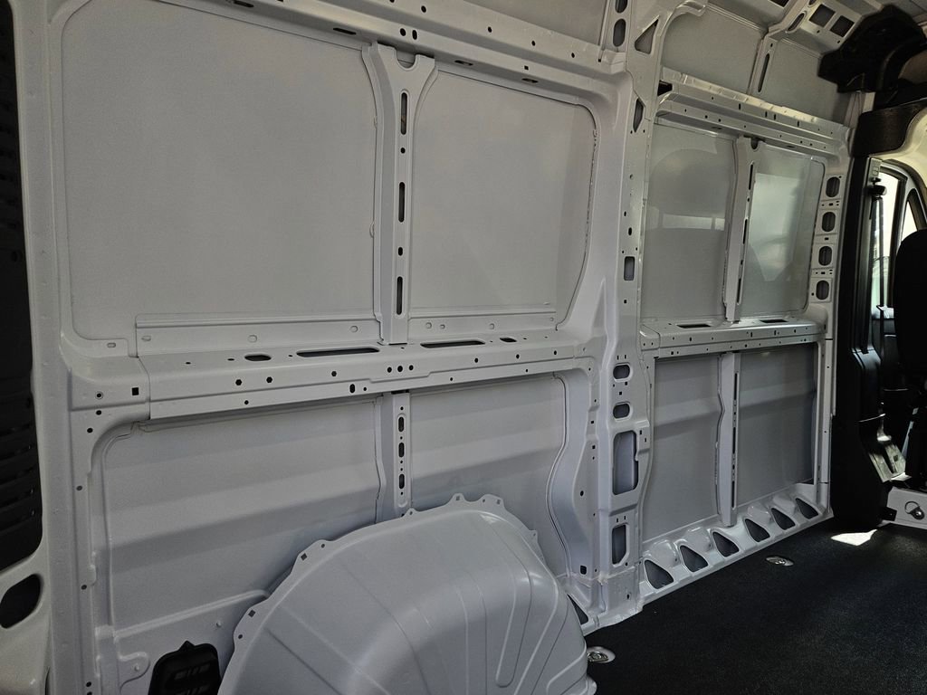 Used 2026 RAM ProMaster 2500 w/ Convenience Group FWD image 28