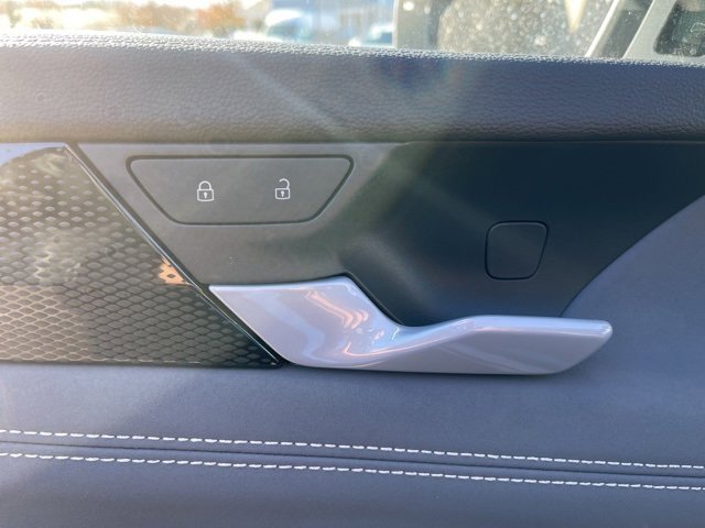 New 2026 Volkswagen Tiguan SE image 26