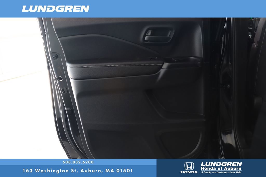 Used 2025 Honda Ridgeline Sport image 11