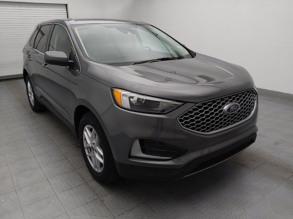 Used 2024 Ford Edge SEL image 13