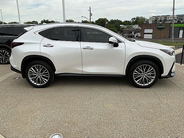 Used 2025 Lexus NX 350h AWD w/ Accessory Package (2T) image 7