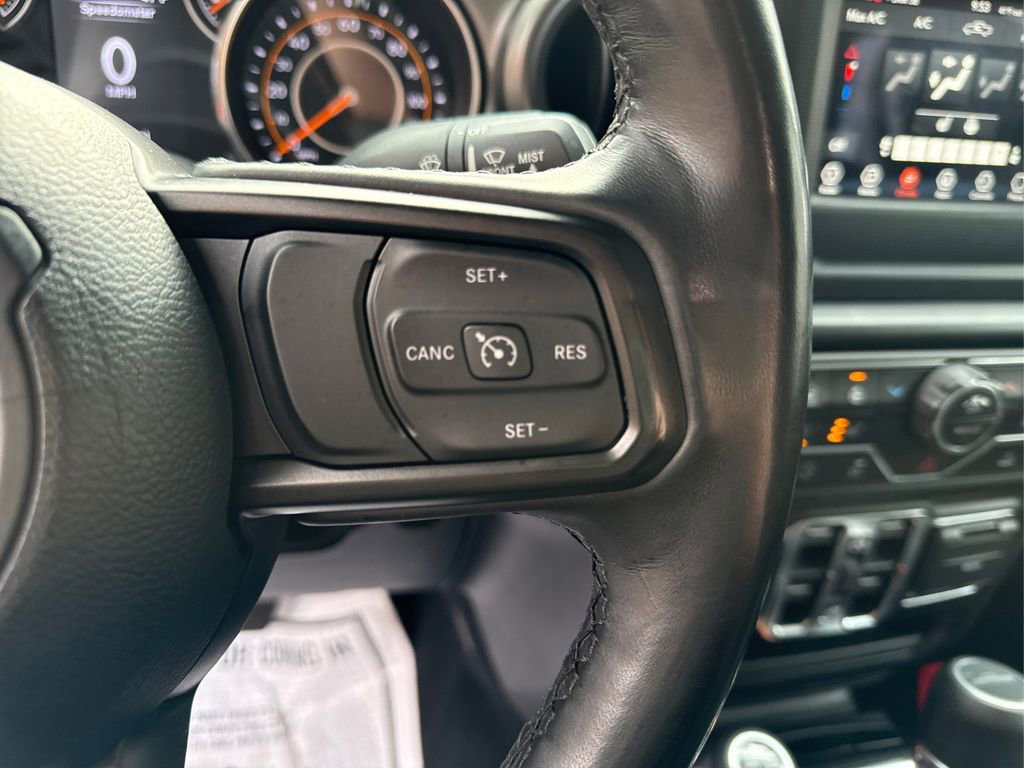 Used 2022 Jeep Gladiator Willys image 27