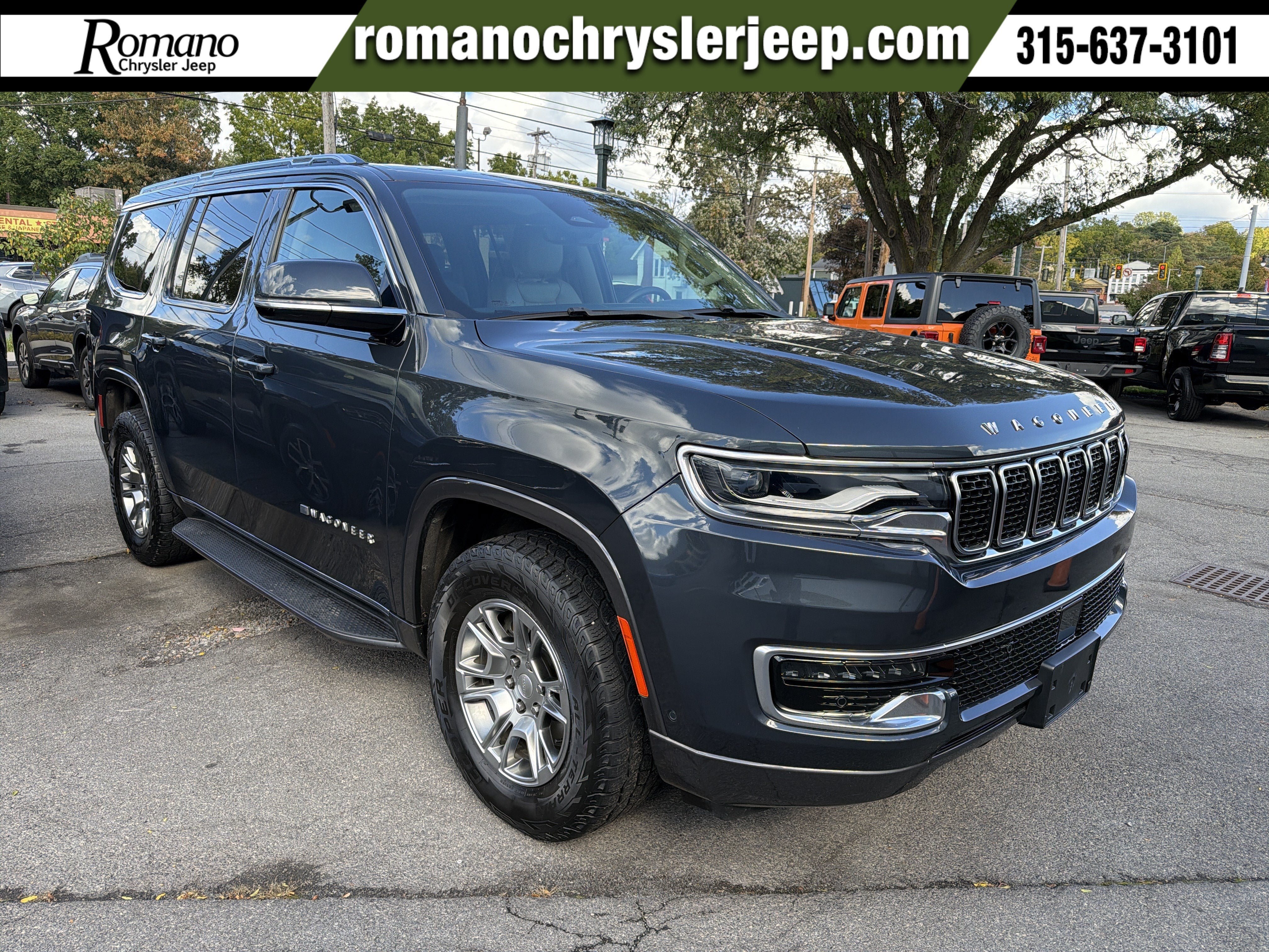 Used 2022 Jeep Wagoneer Series I AWD/4WD image 1