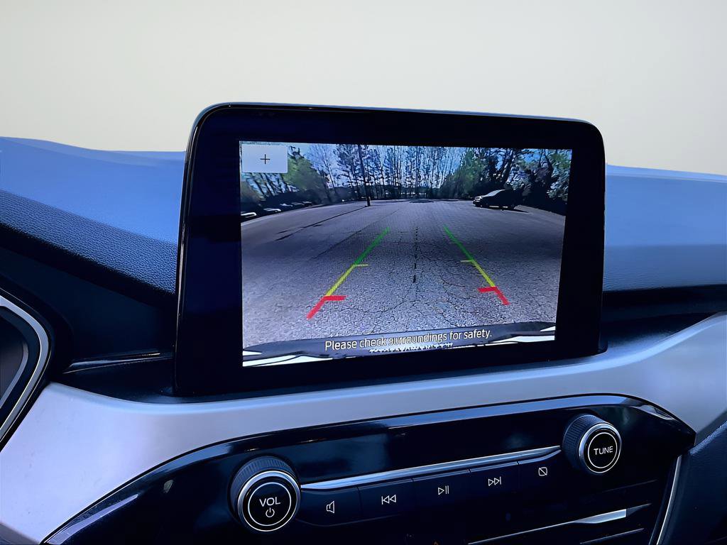 Used 2020 Ford Escape SE image 26