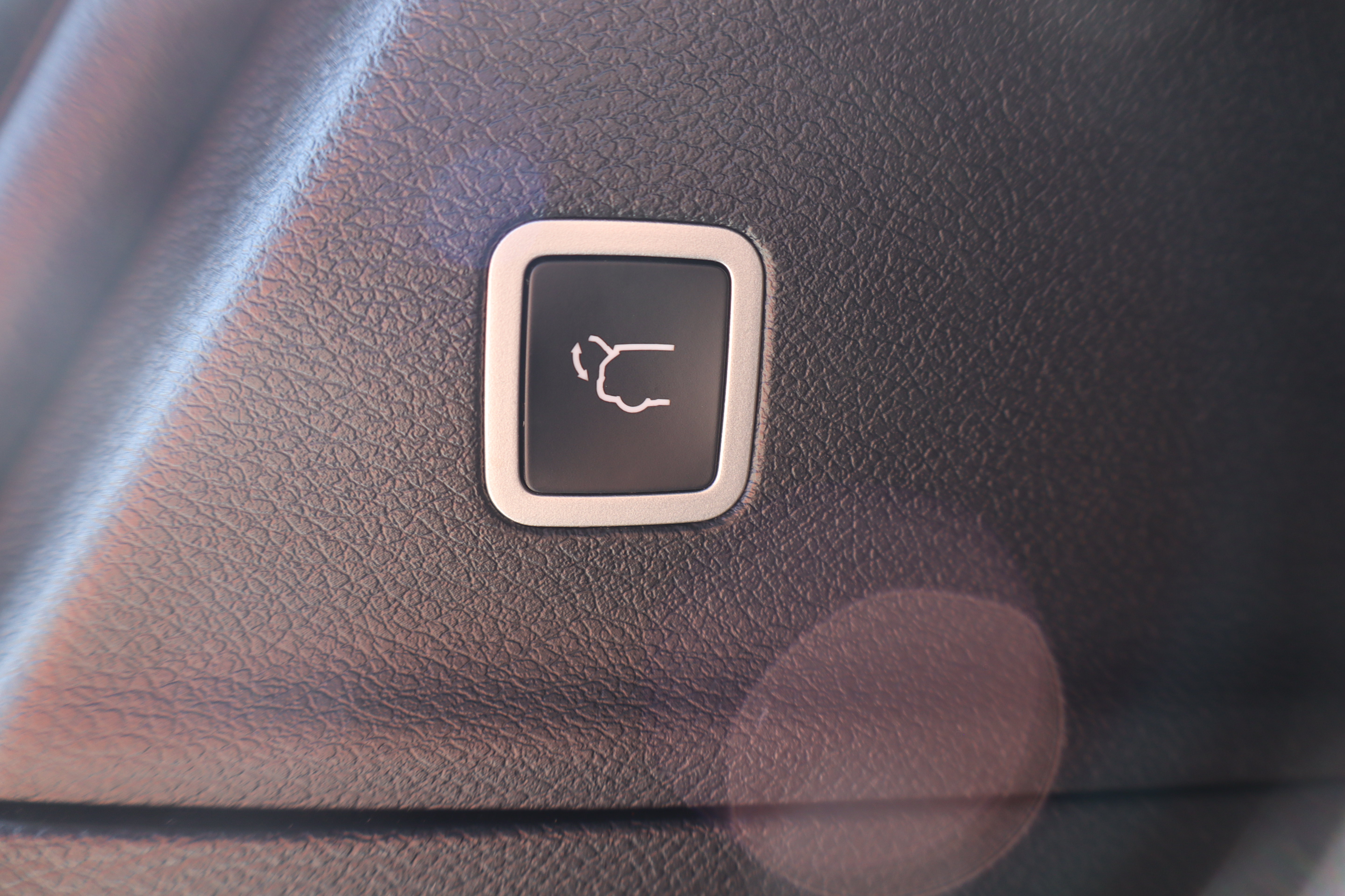 Used 2025 Chrysler Pacifica Limited FWD image 31