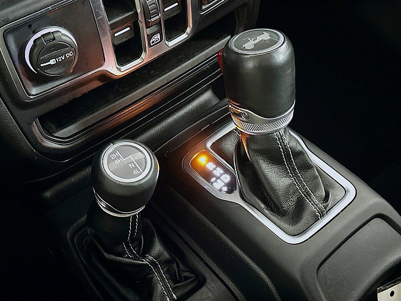 Used 2022 Jeep Wrangler Unlimited Sahara image 18