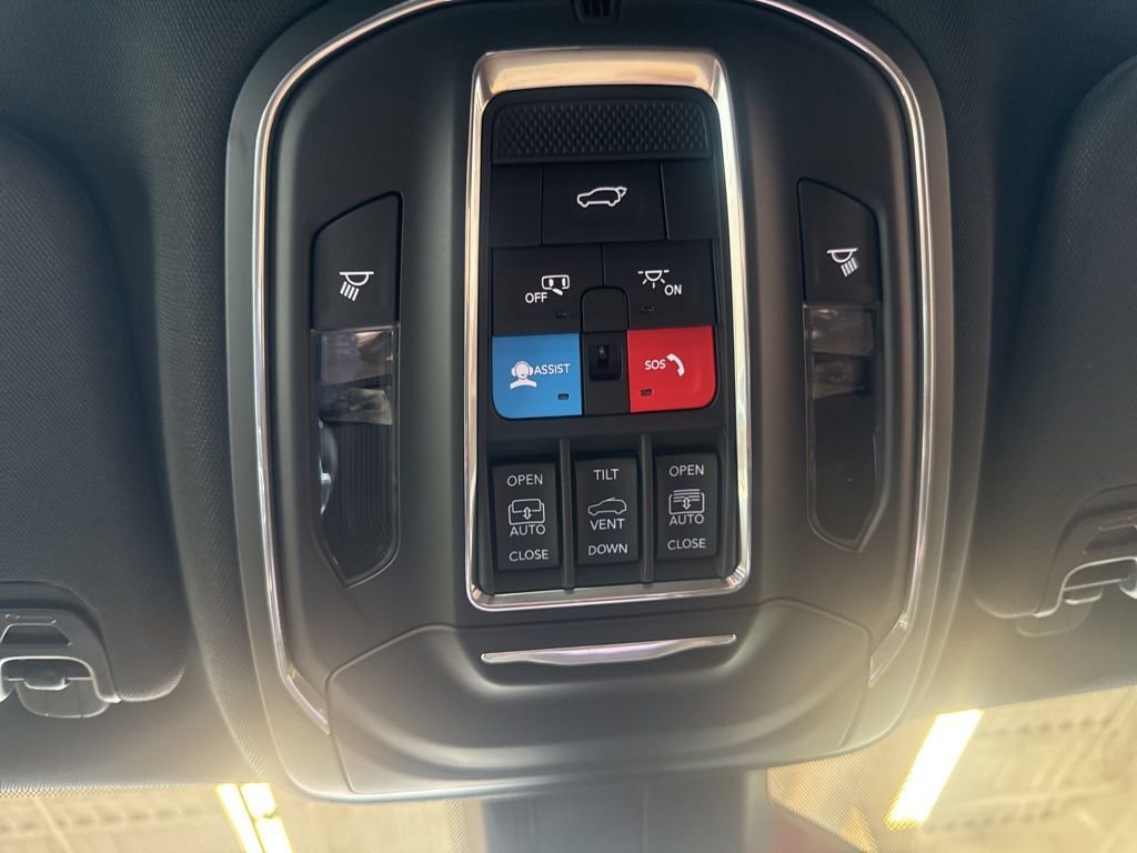 New 2025 Jeep Wagoneer Series II w/ Convenience Group I image 33