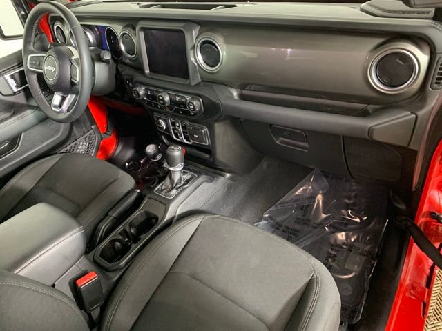 Used 2023 Jeep Wrangler Unlimited Sahara AWD/4WD image 23