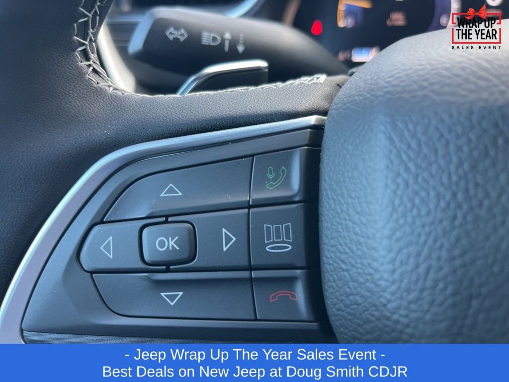 New 2025 Jeep Grand Cherokee L Laredo image 13