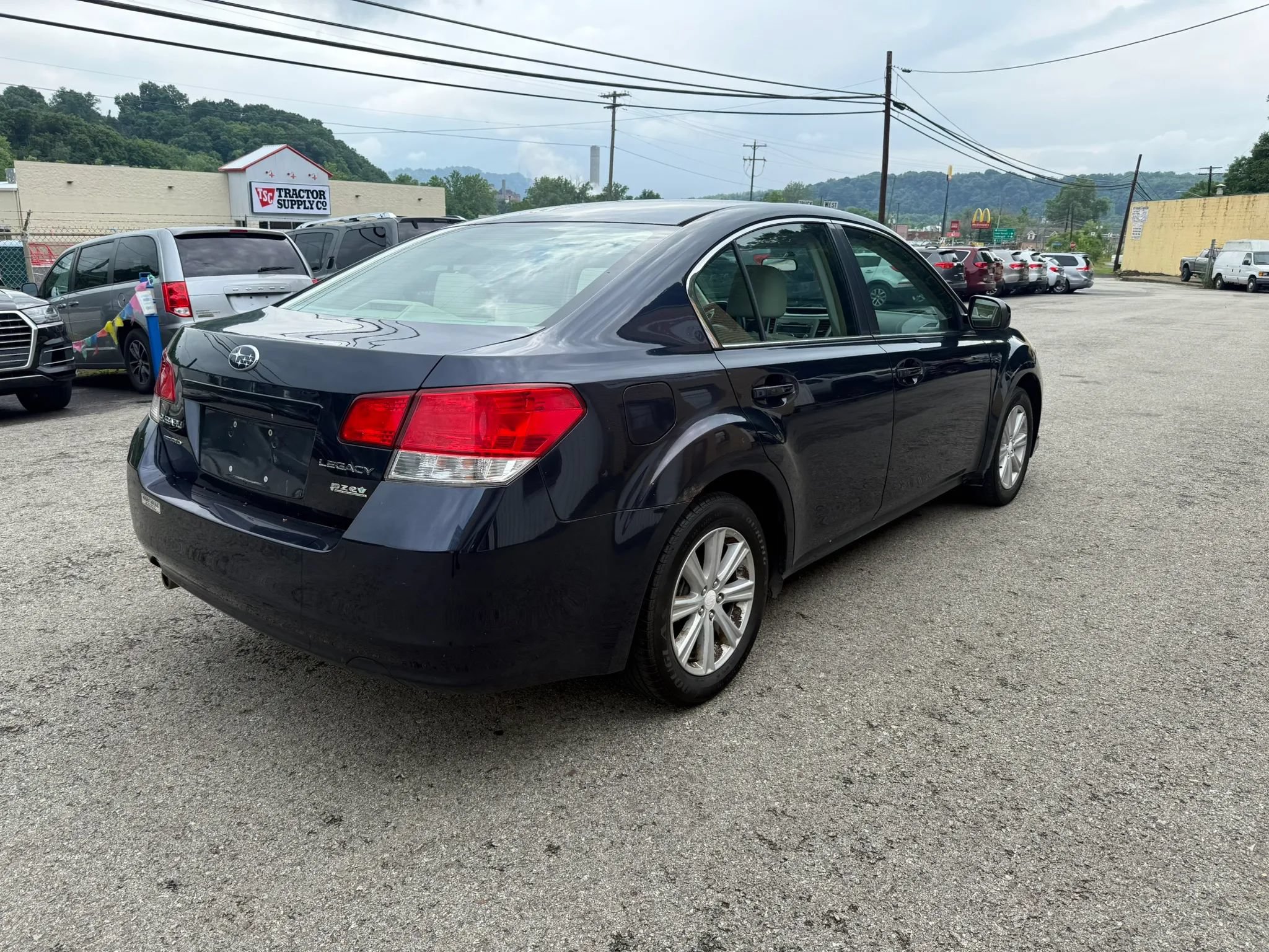 Used 2012 Subaru Legacy 2.5i w/ Alloy Wheel Pkg AWD/4WD image 15