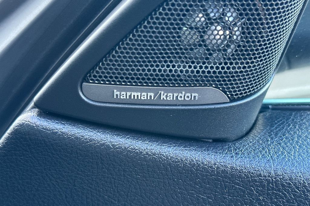 Used 2015 BMW 428i Convertible image 19