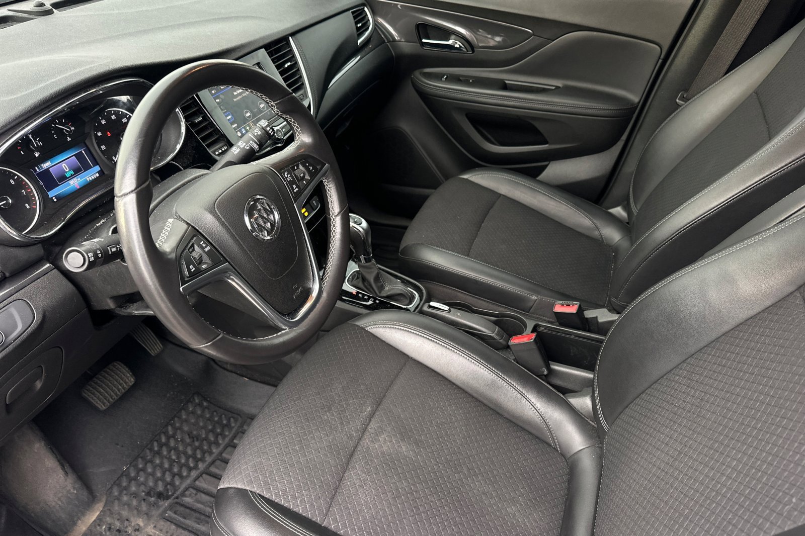 Used 2022 Buick Encore Preferred w/ Safety Package image 10