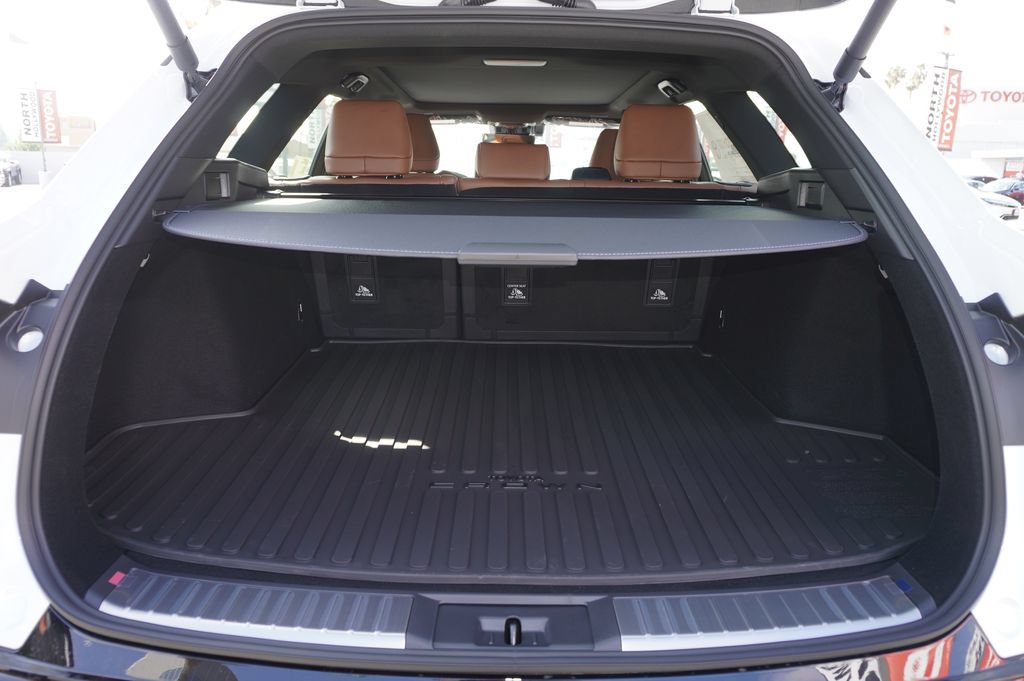 New 2026 Toyota Crown Signia AWD/4WD image 5