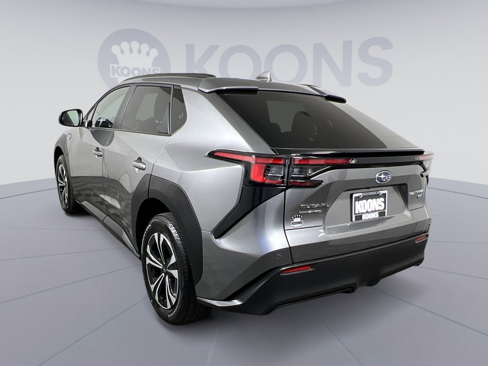 Used 2024 Subaru Solterra Premium image 4