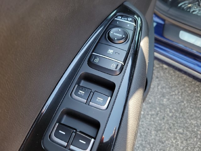 Used 2017 Kia Optima SX FWD image 21