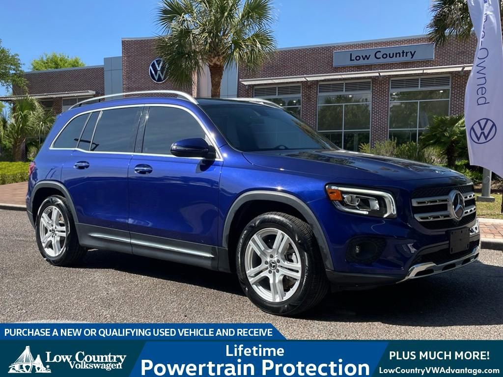 Used 2021 Mercedes-Benz GLB 250 4MATIC w/ Premium Package image 1