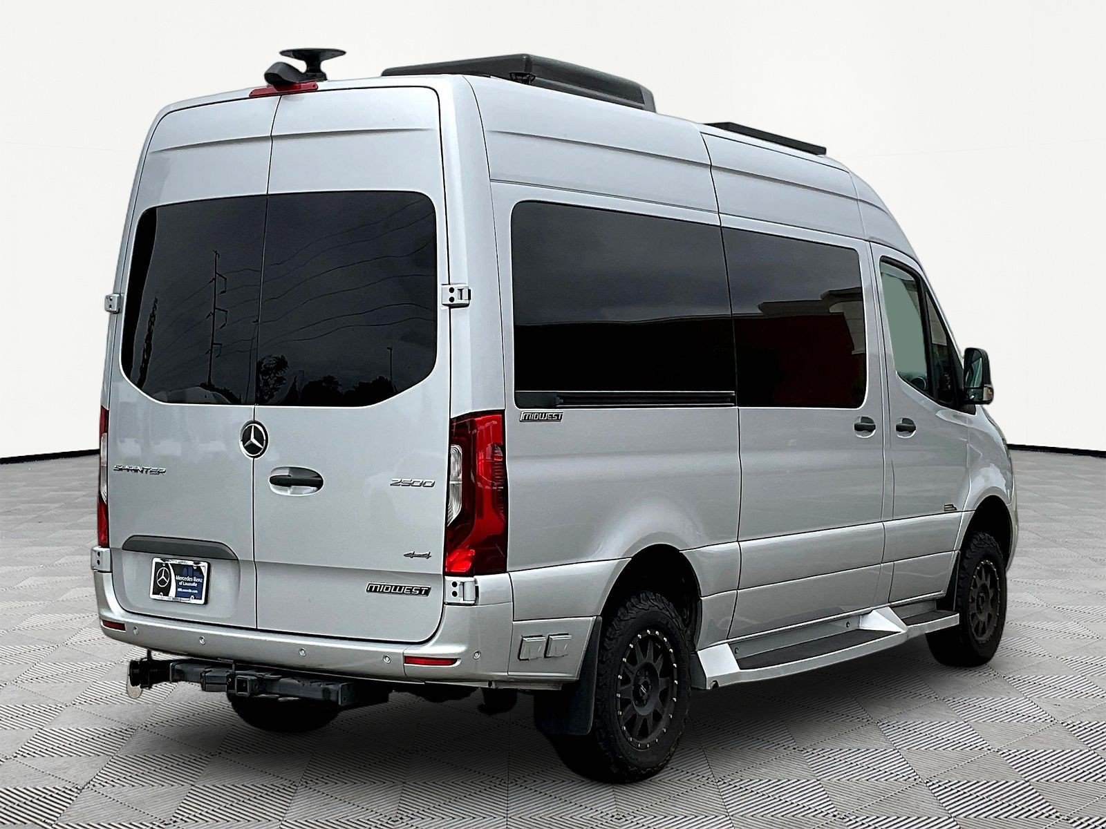 Used 2022 Mercedes-Benz Sprinter 2500 image 6