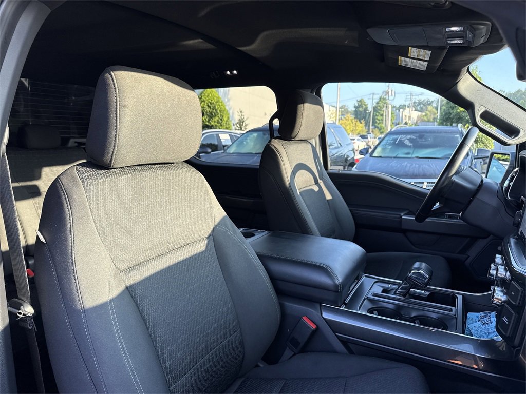 Used 2022 Ford F150 XLT w/ Equipment Group 302A High image 17